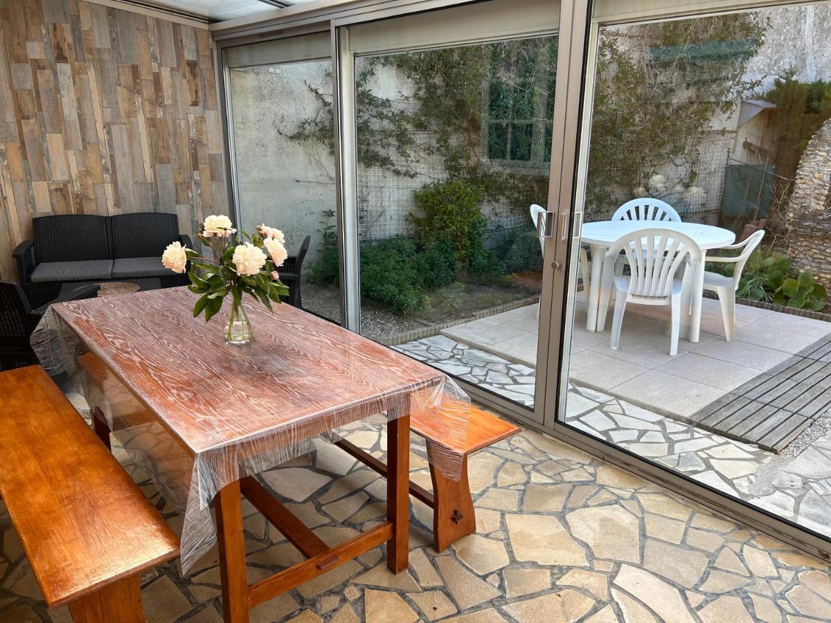 Maison Idealement Situee Pour Les